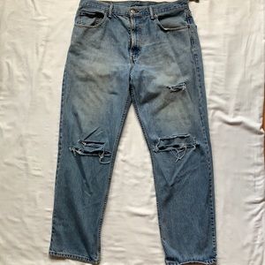 Levi’s 550 Relaxed Distressed Faded Denim Jeans W36xL32